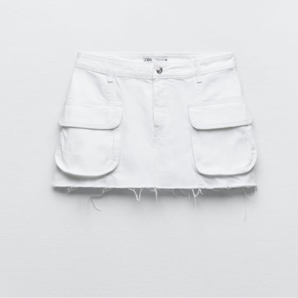 Brand new zara white ripped mini skirt